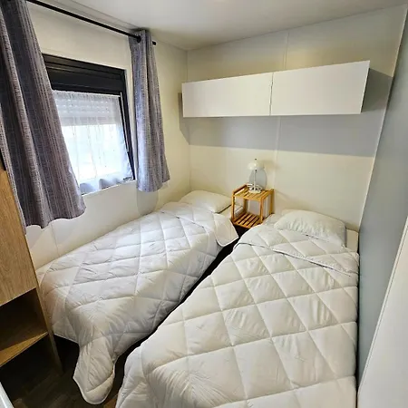 Mobile-home Au Coeur Des Landes Сasa de vacaciones *
